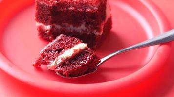 Delicious red velvet cake on a red plate video