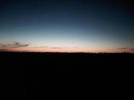 panorama matutino y nocturno del amanecer foto