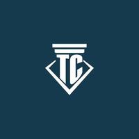 logotipo de monograma inicial de tc para bufete de abogados, abogado o defensor con diseño de icono de pilar vector