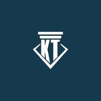 logotipo de monograma inicial kt para bufete de abogados, abogado o defensor con diseño de icono de pilar vector