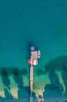 vista aérea de barcos atados foto