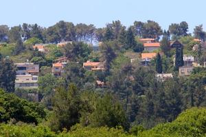 paisaje en un pequeño pueblo en el norte de israel. foto