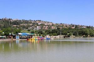 paisaje en un pequeño pueblo en el norte de israel. foto