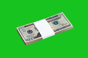 fajo de billetes de dólar estadounidense aislado en verde chroma keyer. paquete de dinero americano con alta resolución en máscara verde perfecta foto