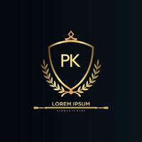 letra pk inicial con plantilla real.elegante con vector de logotipo de corona, ilustración de vector de logotipo de letras creativas.