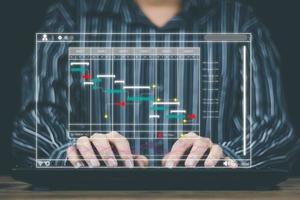 concepto de gestión de proyectos de flujo de trabajo proceso de señalización de manos de hombres y automatización de flujo de trabajo con diagrama de flujo. foto