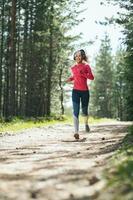 vive libre y corre en la naturaleza foto