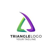 Ilustración de vector de diseño de logotipo multicolor triángulo abstracto