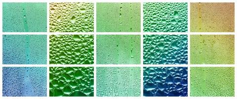 un collage de muchos fragmentos diferentes de vidrio, decorado con gotas de lluvia del condensado. colores del arcoiris foto