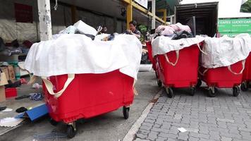 Separating donations in bins video