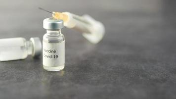 frascos de vacina covid 19