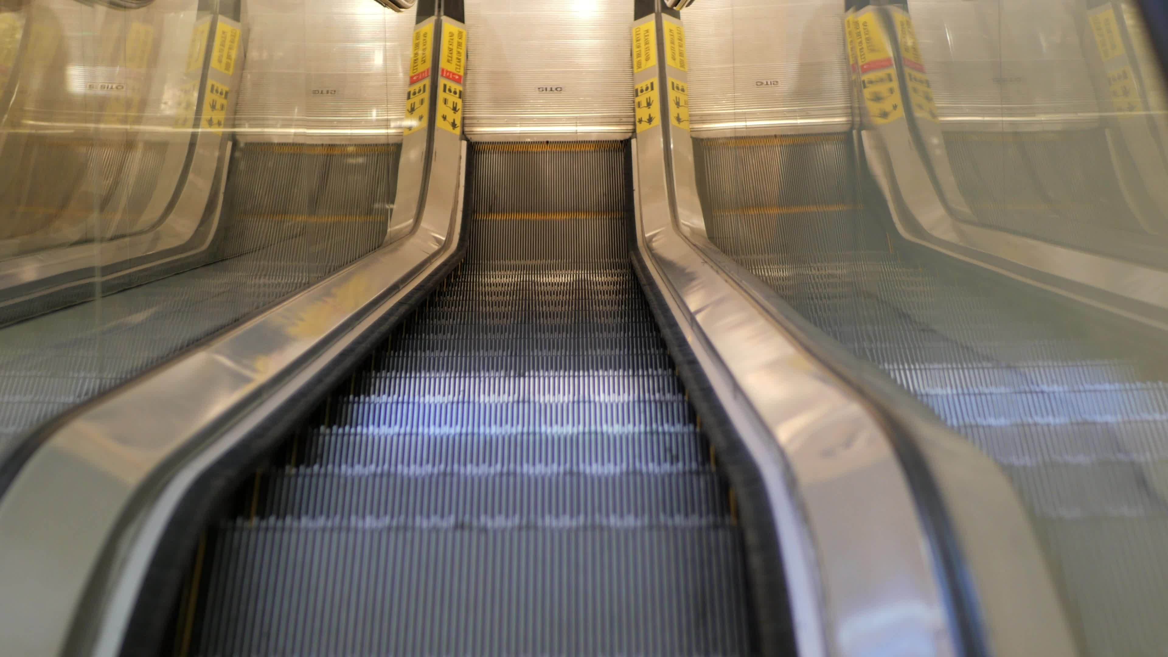 An escalator going down top view 14062471 Stock Video at Vecteezy