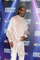 los angeles - 25 de abril - snoop dogg en la alfombra roja de semifinales del concurso de canciones de américa en universal studios el 25 de abril de 2022 en universal city, ca foto