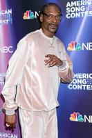 los angeles - 25 de abril - snoop dogg en la alfombra roja de semifinales del concurso de canciones de américa en universal studios el 25 de abril de 2022 en universal city, ca foto