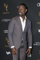 los angeles - 15 de septiembre - sterling k brown en la academia de televisión honra a los artistas nominados al emmy en el centro wallis annenberg para las artes escénicas el 15 de septiembre de 2018 en beverly hills, ca foto