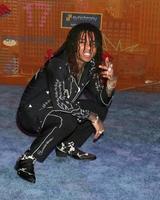 los angeles - 1 de diciembre - swae lee at the spider-man - into the spider-verse estreno en el teatro del pueblo el 1 de diciembre de 2018 en westwood, ca foto