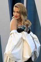 los angeles - 27 de marzo - rita ora en la fiesta vanity fair oscar en el centro wallis annenberg para las artes escénicas el 27 de marzo de 2022 en beverly hills, ca foto