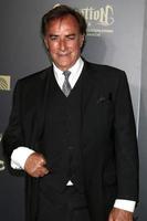 los angeles - 29 de abril - thaao penghlis en los premios emmy diurnos creativos 2017 en el auditorio cívico de pasadena el 29 de abril de 2017 en pasadena, ca foto