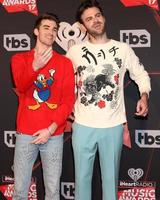 los angeles - 5 de marzo - the chainsmokers, andrew taggart, alex pall en los iheart music awards 2017 en el foro el 5 de marzo de 2017 en los angeles, ca foto