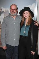 los angeles, 29 de enero - david cross, amber tamblyn en la proyección de estreno de la serie better call saul en 14 teatros reales el 29 de enero de 2015 en los angeles, ca foto