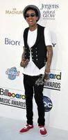 las vegas, 20 de mayo - whiz khalifa llega a los premios billboard 2012 en mgm garden arena el 20 de mayo de 2012 en las vegas, nv foto