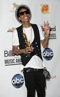 las vegas, 20 de mayo - whiz khalifa en la sala de prensa de los premios billboard 2012 en mgm garden arena el 20 de mayo de 2012 en las vegas, nv foto