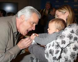 LOS ANGELES, FEB 7 - John McCook, with Jennifer Gareis and son Gavin at the 6000th Show Celebration at The Bold and The Beautiful at CBS Television City on February 7, 2011 in Los Angeles, CA photo