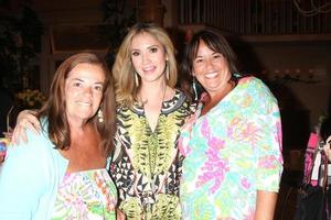 LOS ANGELES, AUG 14 - Fans, Katherine Kelly Lang at the Bold and Beautiful Fan Event Friday at the CBS Television City on August 14, 2015 in Los Angeles, CA photo