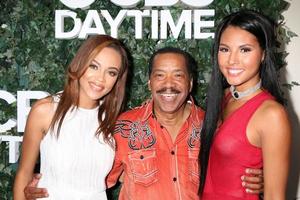 Los Ángeles, 10 de octubre - Reine Edwards, Obba Babatunde, Felisha Cooper en el CBS Day 1 durante 30 años exhiben recepción en el Paley Center for Media el 10 de octubre de 2016 en Beverly Hills, CA. foto