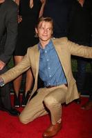 los angeles, 10 de agosto - lucas till at the cbs, cw, showtime summer 2016 tca party en el pacific design center el 10 de agosto de 2016 en west hollywood, ca foto