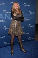 LOS ANGELES, OCT 30 - Carly Simon at the Oceana s Partners Awards Gala 2013 at Beverly Wilshire Hotel on October 30, 2013 in Beverly Hills, CA photo