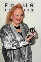 Los Ángeles, 17 de octubre: Carol Connors en el club de compradores de Dallas, estreno de Los Ángeles en la Academia de Artes y Ciencias Cinematográficas el 17 de octubre de 2013 en Beverly Hills, California. foto