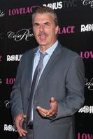 los angeles, 5 de agosto - chris noth llega al estreno de lovelace la en el egyptian theater el 5 de agosto de 2013 en los angeles, ca foto