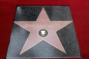 los angeles, 1 de diciembre - christoph waltz star en la ceremonia de la estrella del paseo de la fama de christoph waltz hollywood en el bulevar de hollywood el 1 de diciembre de 2014 en los angeles, ca foto