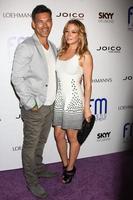 los angeles, 1 de julio - eddie cibrian, leann rimes llega al concierto benéfico anti-bullying del movimiento amigo en el teatro el rey el 1 de julio de 2013 en los angeles, ca foto