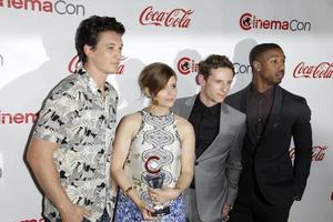 las vegas, 23 de abril - contador de millas, kate mara, jamie bell, michael b jordan foto