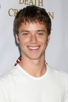 LOS ANGELES, AUG 26 - Jeremy Sumpter arrives at the Death and Cremation Premiere at 20th Century Fox Studios on August 26, 2010 in Century City, CA