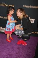 los angeles, 24 de julio - jennifer aspen en la proyección de estreno de los descendientes en los estudios de walt disney el 24 de julio de 2015 en burbank, ca foto