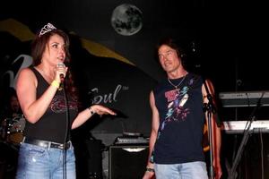 LOS ANGELES, JUN 3 - Devin DeVasquez, Ronn Moss at the Player Concert celebrating Devin DeVasquez 50th Birthday to benefit Shelter Hope Pet Shop at the Canyon Club on June 3, 2013 in Agoura, CA photo