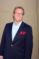 los angeles, 29 de julio - doug davidson llega a la fiesta de verano cbs tca 2013 en un lugar privado el 29 de julio de 2013 en beverly hills, ca foto