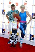 los angeles, 30 de octubre - melinda mcgraw llega al 17º sueño anual de halloween en beneficio de caaf en barker hanger el 30 de octubre de 2010 en santa monica, ca foto