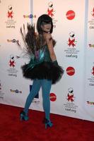 Los Ángeles, 30 de octubre - Tori Spelling llega a la 17ª edición anual de Dream Halloween en beneficio de Caaf en Barker Hanger el 30 de octubre de 2010 en Santa Mónica, CA. foto