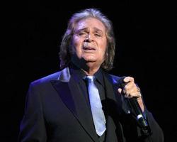 LOS ANGELES, FEB 16 - Engelbert Humperdinck at the Engelbert Humperdinck In Concert at Saban Theater on February 16, 2014 in Beverly Hills, CA photo