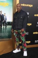 los angeles, 27 de mayo - mike tyson en el estreno de la película séquito en el teatro del pueblo el 27 de mayo de 2015 en westwood, ca foto