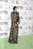 los angeles, oct 214 - dita von teese en los premios de medios ambientales 2015 en el lote de estudio de los hermanos warner el 214 de octubre de 2015 en burbank, ca foto