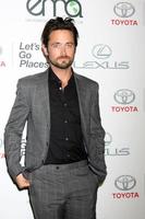 LOS ANGELES, OCT 214 - Justin Chatwin at the Environmental Media Awards 2015 at the Warner Brothers Studio Lot on October 214, 2015 in Burbank, CA photo