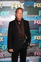 los angeles, 23 de julio - kiefer sutherland llega a la fiesta fox tca summer 2012 en soho house el 23 de julio de 2012 en west hollywood, ca foto