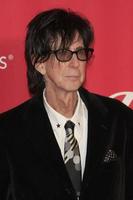 los angeles, 6 de febrero - ric ocasek en la gala de la persona del año musicares 2015 en un centro de convenciones de los angeles el 6 de febrero de 2015 en los angeles, ca foto