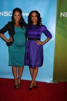 los angeles, 25 de julio - tamara mowry, tia mowry llega a la gira de prensa de nbc universal cable tca verano 2012 en beverly hilton hotel el 25 de julio de 2012 en beverly hills, ca foto