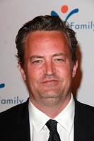 los angeles, 9 de marzo - matthew perry en la gala del círculo de plata 2015 en el beverly wilshire hotel el 9 de marzo de 2015 en beverly hills, ca foto